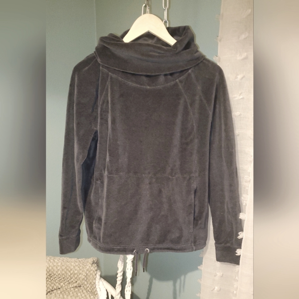 Women's Athleta Velour Cowl Neck sweatshirt